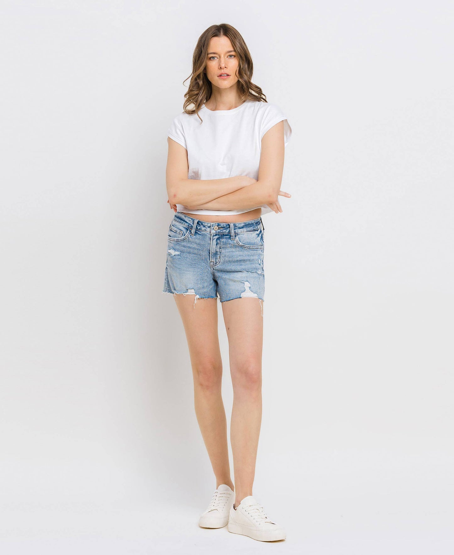 SB113 MID RISE RAW HEM SHORTS