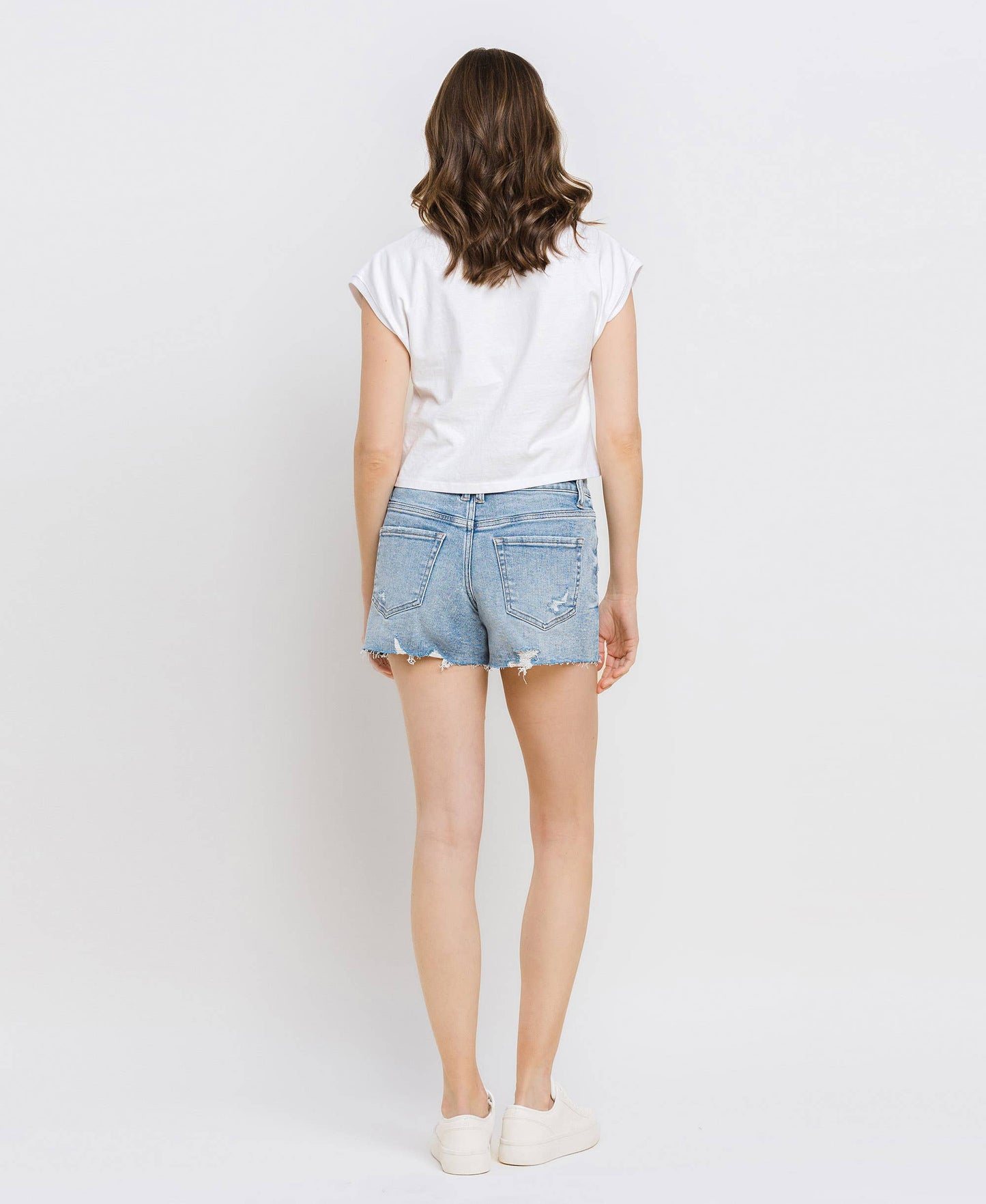 SB113 MID RISE RAW HEM SHORTS