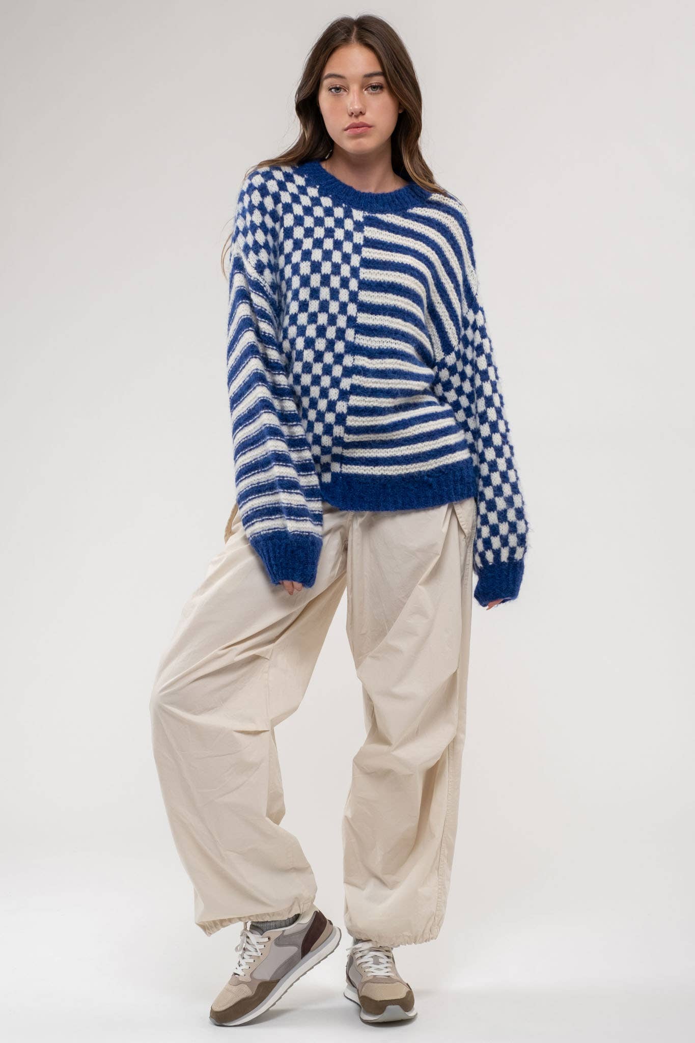 SB154 CHECKERED CREW KNIT SWEATER: ROYAL BLUE
