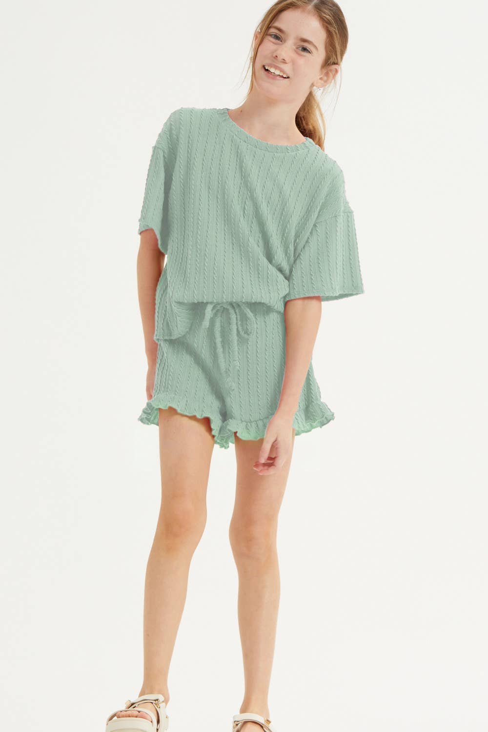 SBM2 Embossed Ribbed Knit Ruffle Set