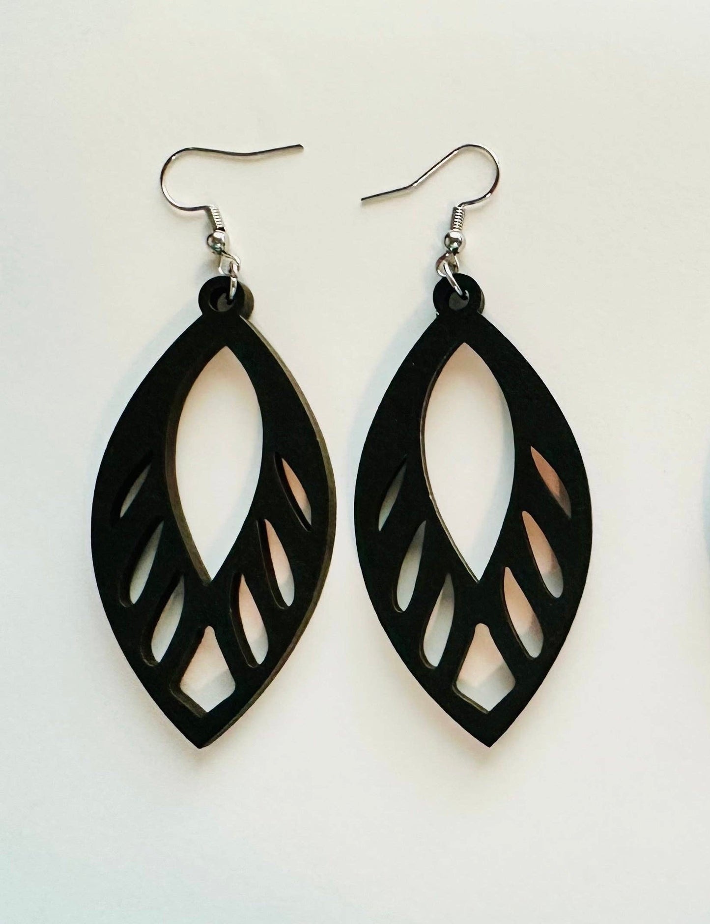 SBJ17 Black Teardrop Earrings